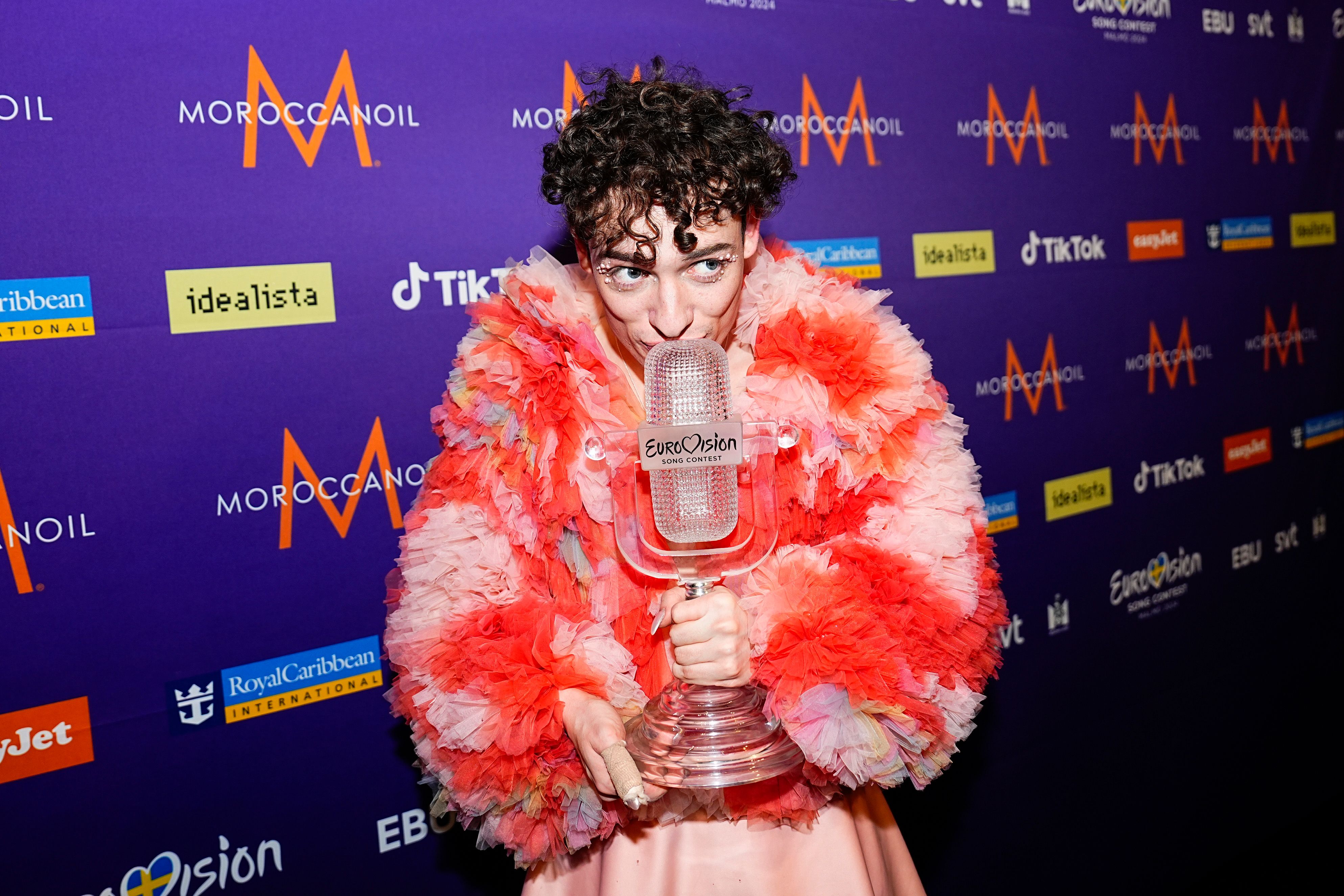 Nemo vainqueur de l'Eurovision: les réactions des personnalités suisses