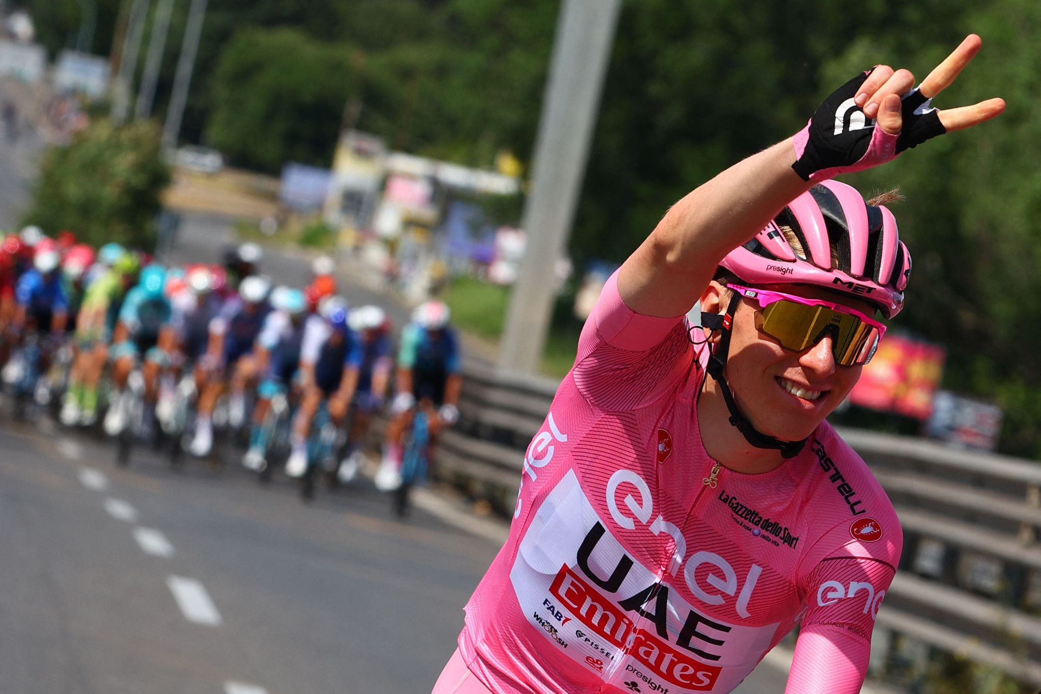 Tadej Pogacar remporte son premier Tour d'Italie