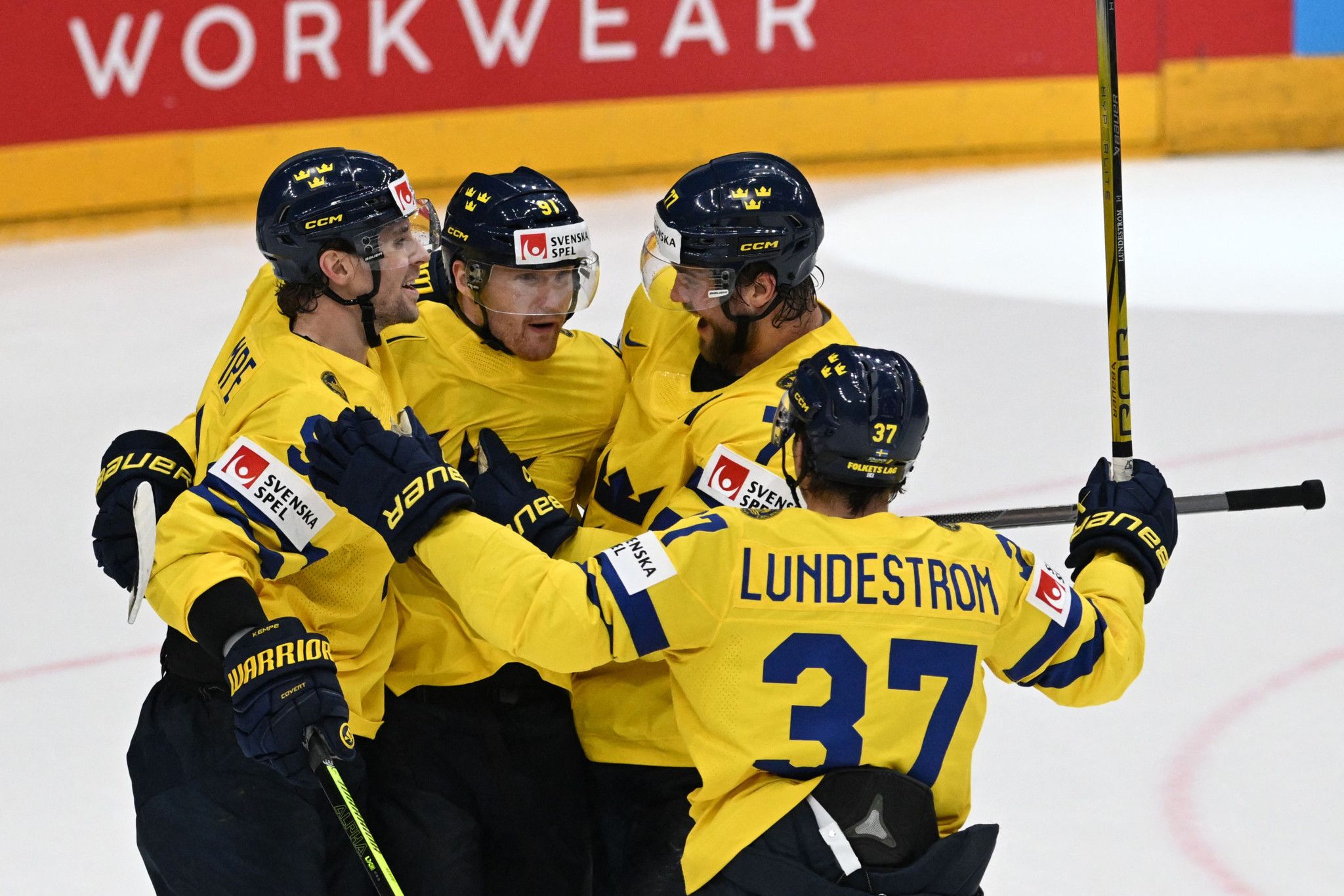 La Suède bat le Canada et décroche le bronze
