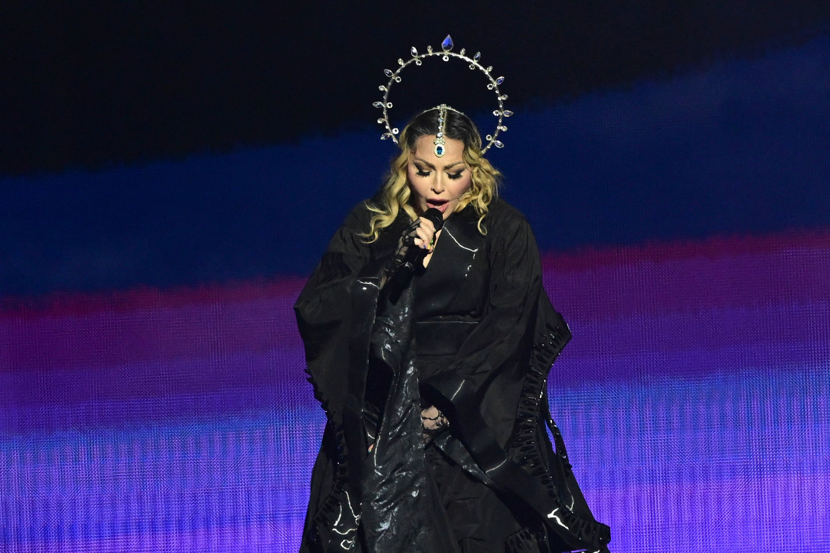 Madonna de nouveau célibataire