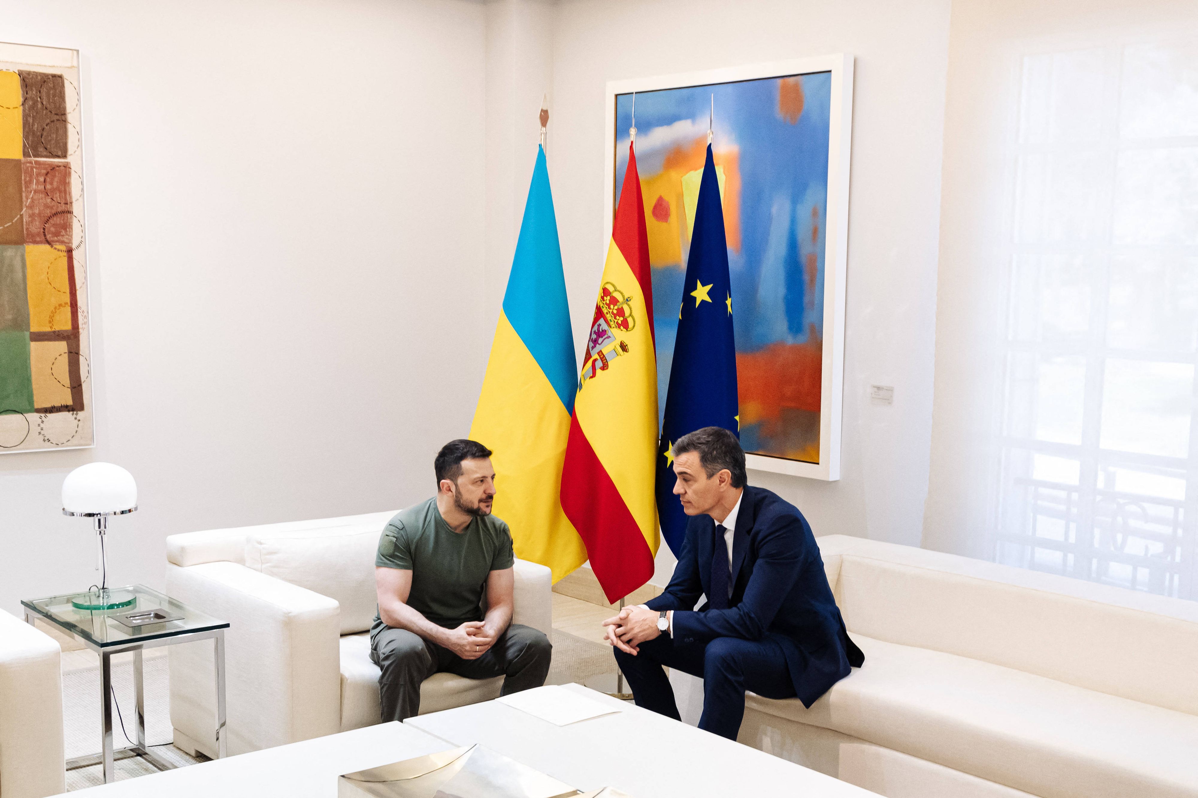 L'Espagne s'engage à apporter un milliard d'euros d'aide militaire à l'Ukraine