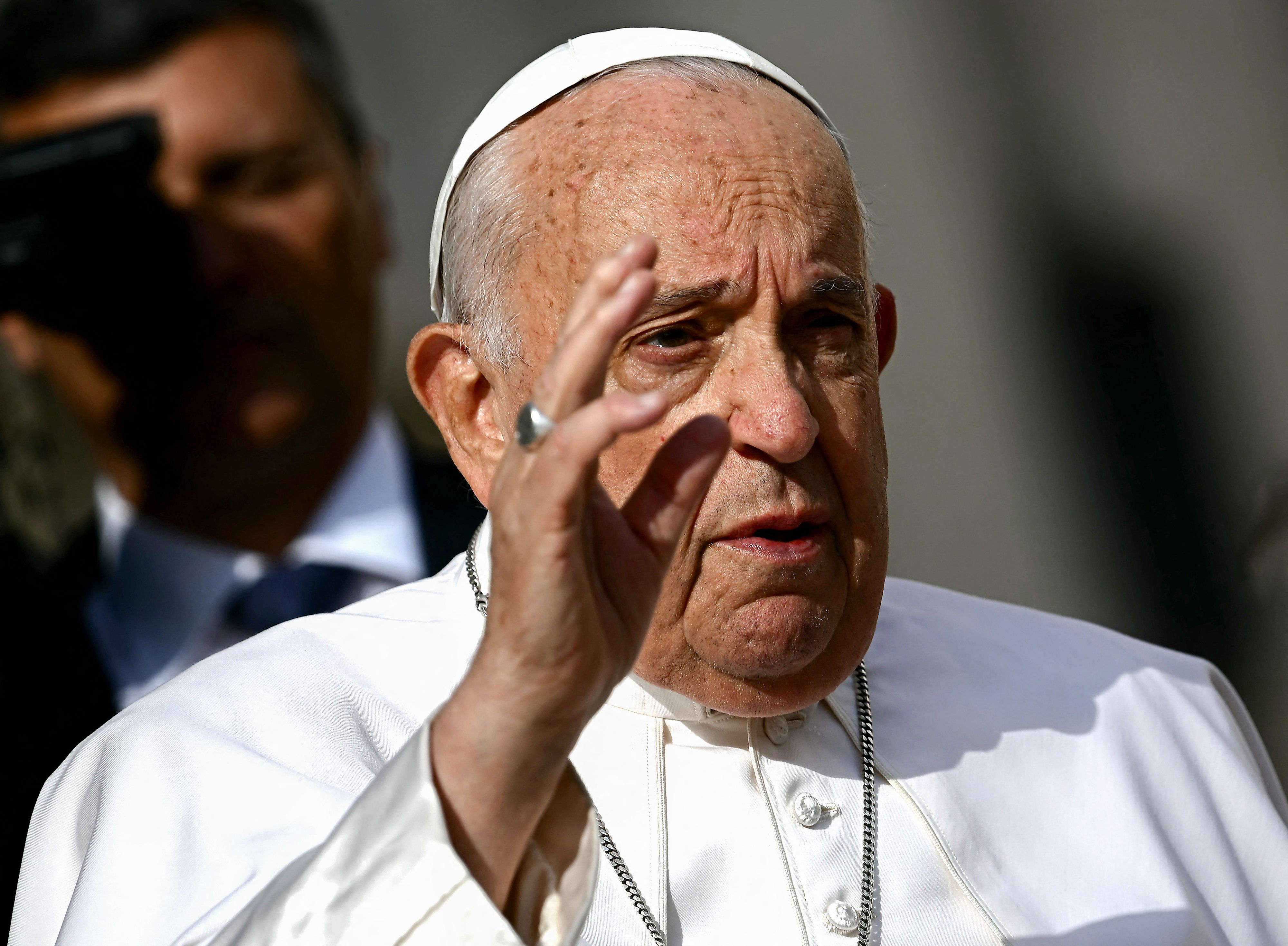 Le pape présente ses excuses pour ses propos jugés homophobes