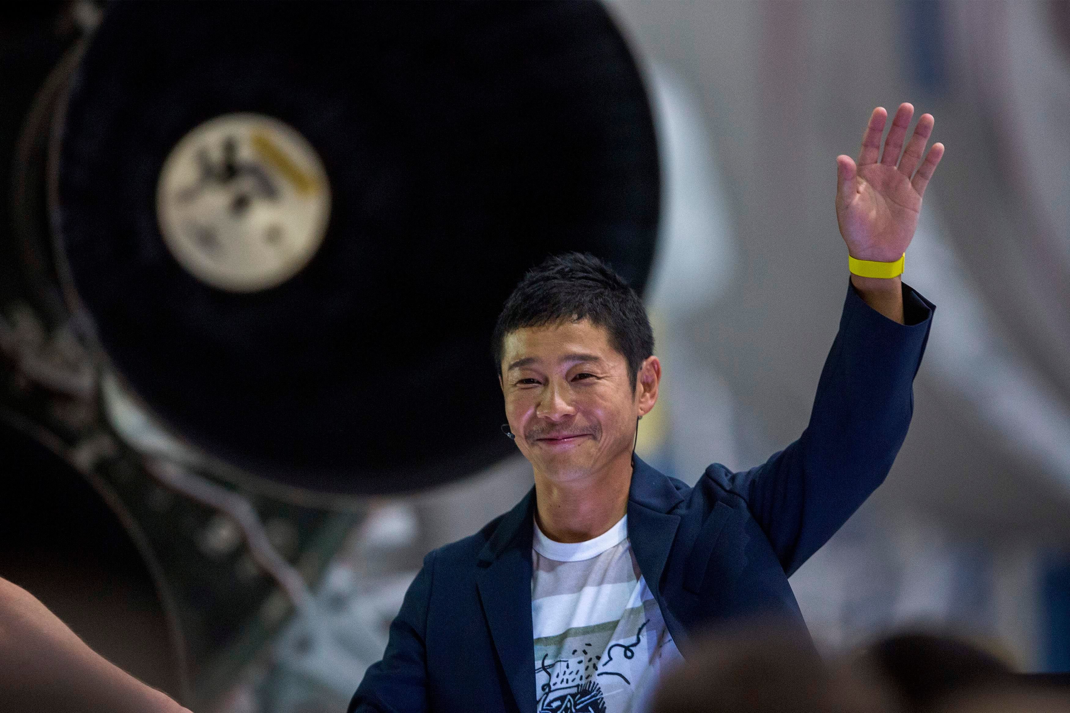 Le miliardaire Japonais Maezawa annule son voyage spatiale avec SpaceX