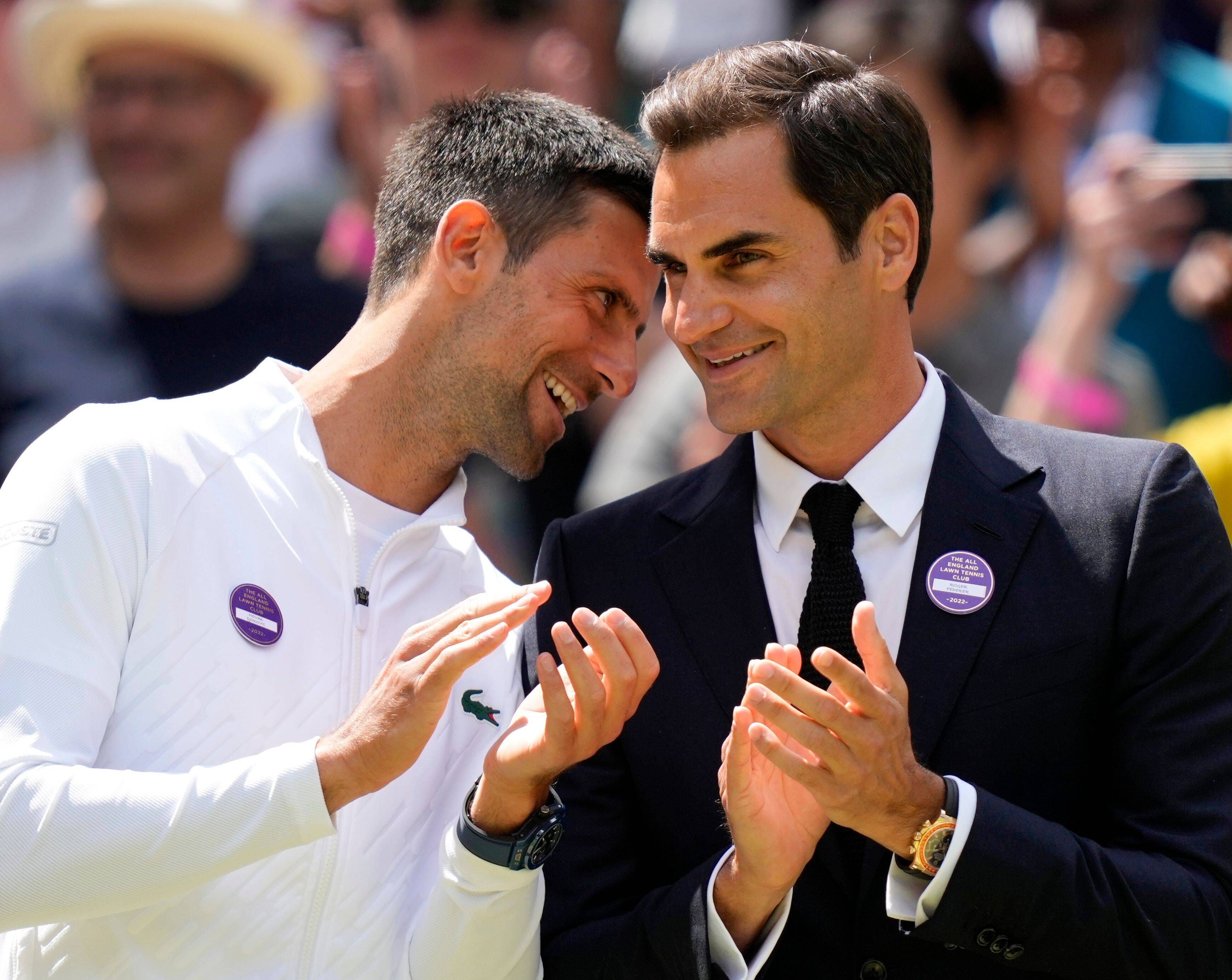 Novak Djokovic chipe deux nouveaux records à Roger Federer