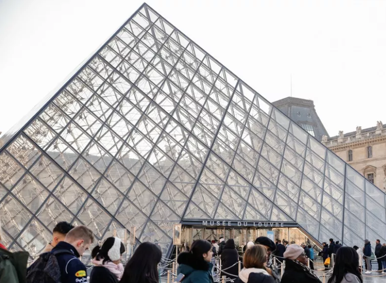 Une famille spoliée par les nazis fait cadeau de deux tableaux au Louvre