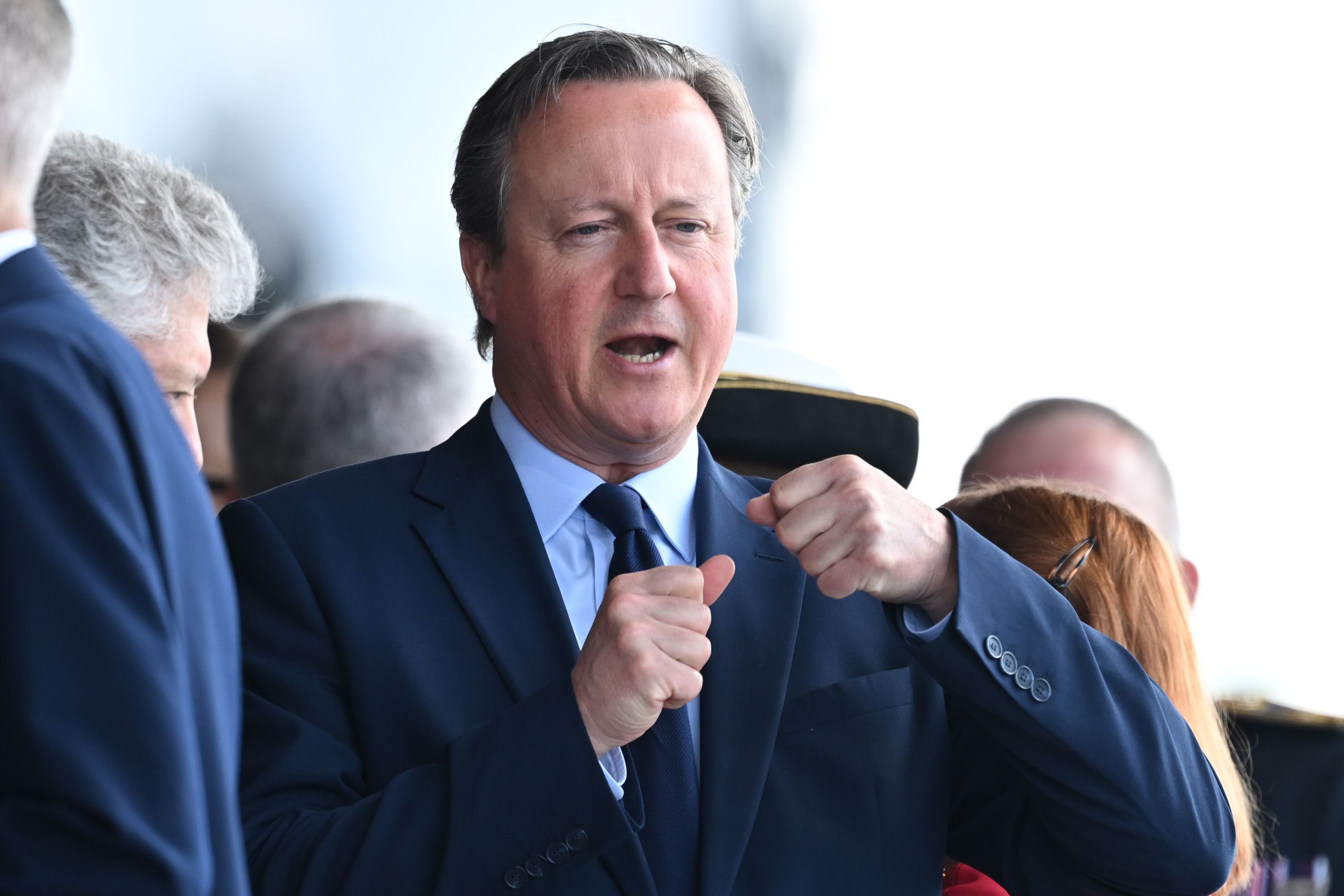 Le chef de la diplomatie britannique David Cameron a été piégé