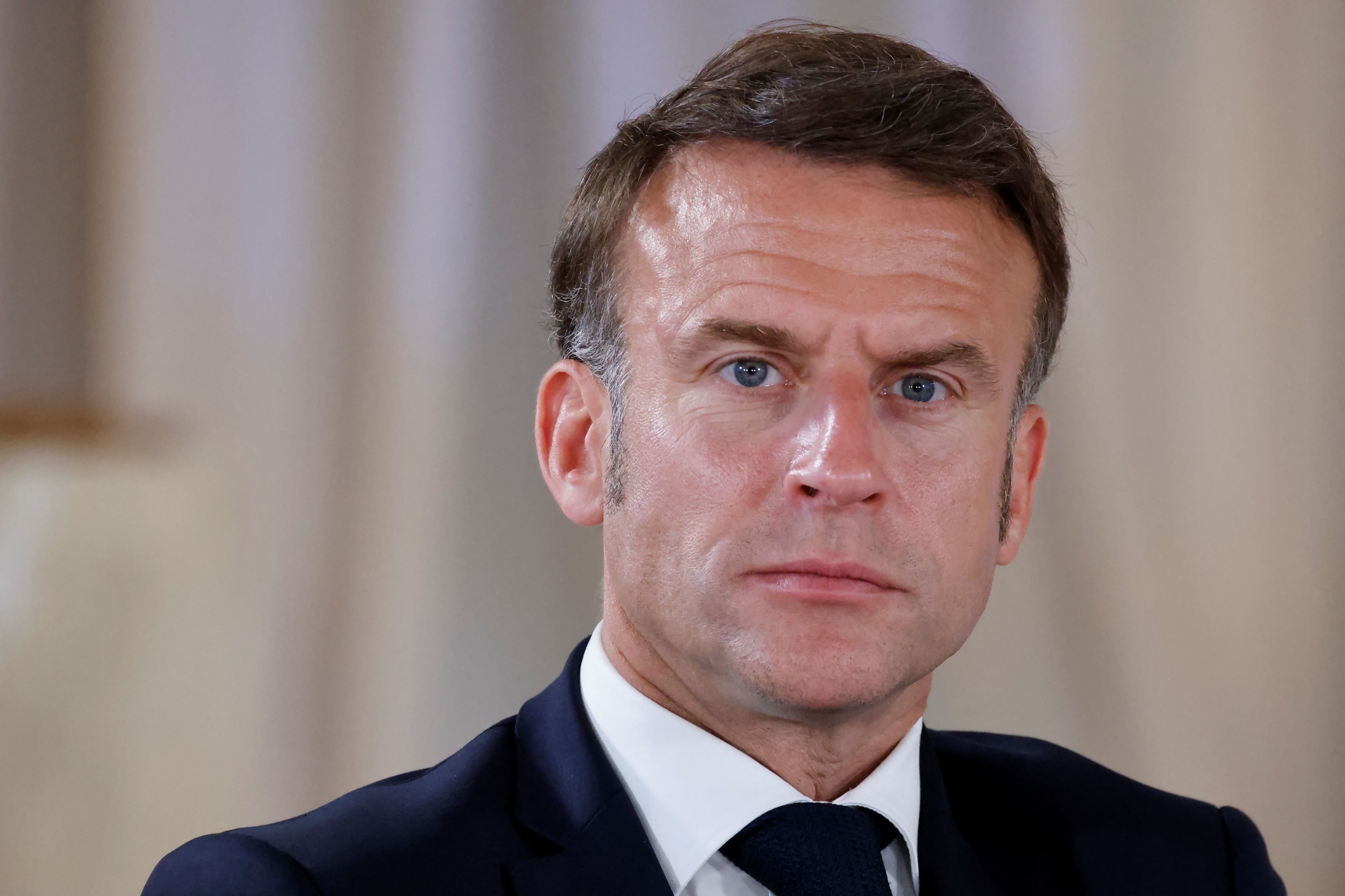 La cote de confiance d'Emmanuel Macron en forte baisse
