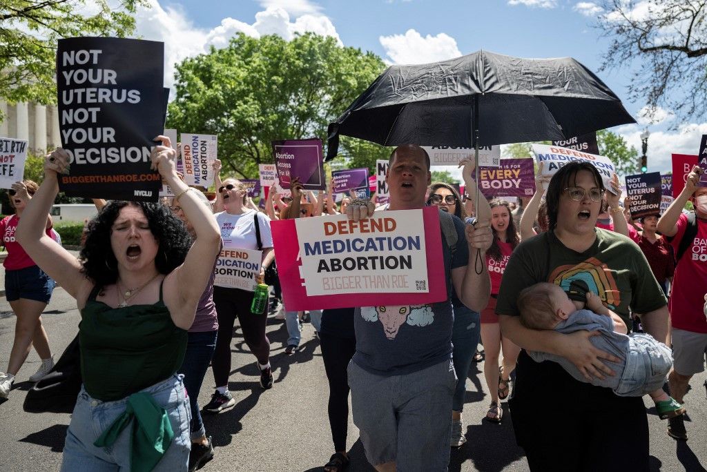 La Cour suprême annule les restrictions d'accès à la pilule abortive