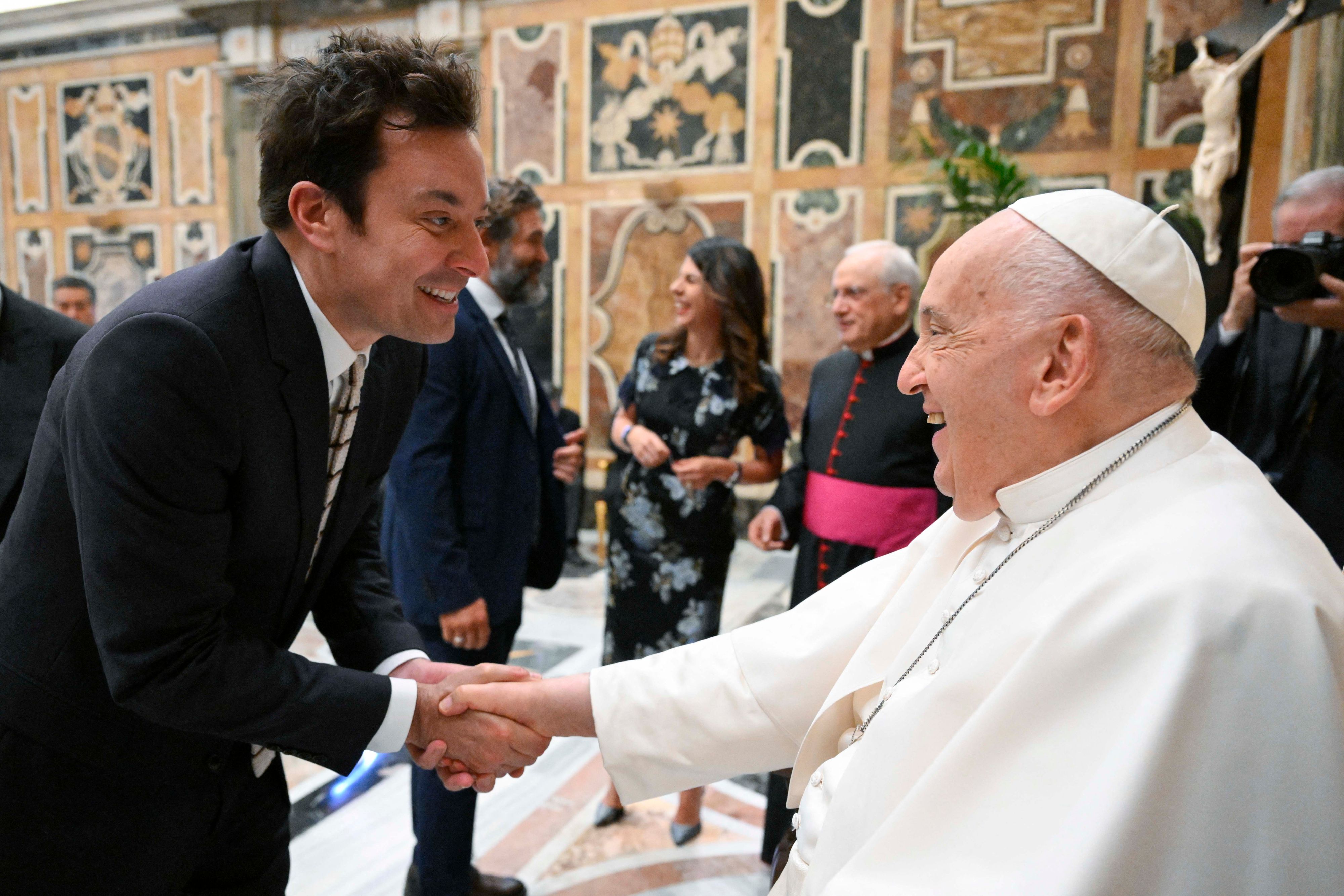 Le pape: «On peut rire de Dieu mais sans offenser»