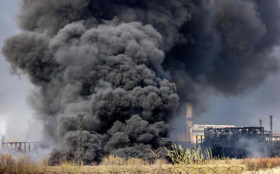Russie: incendie dans une raffinerie de pétrole après une attaque de drones